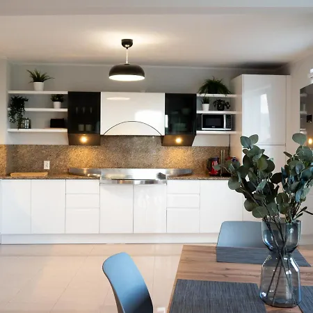 Apartament Wojskowa 1 / Park Poznań