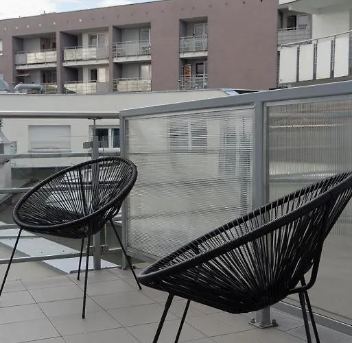 Apartment Wojskowa 1 / Park Poznan